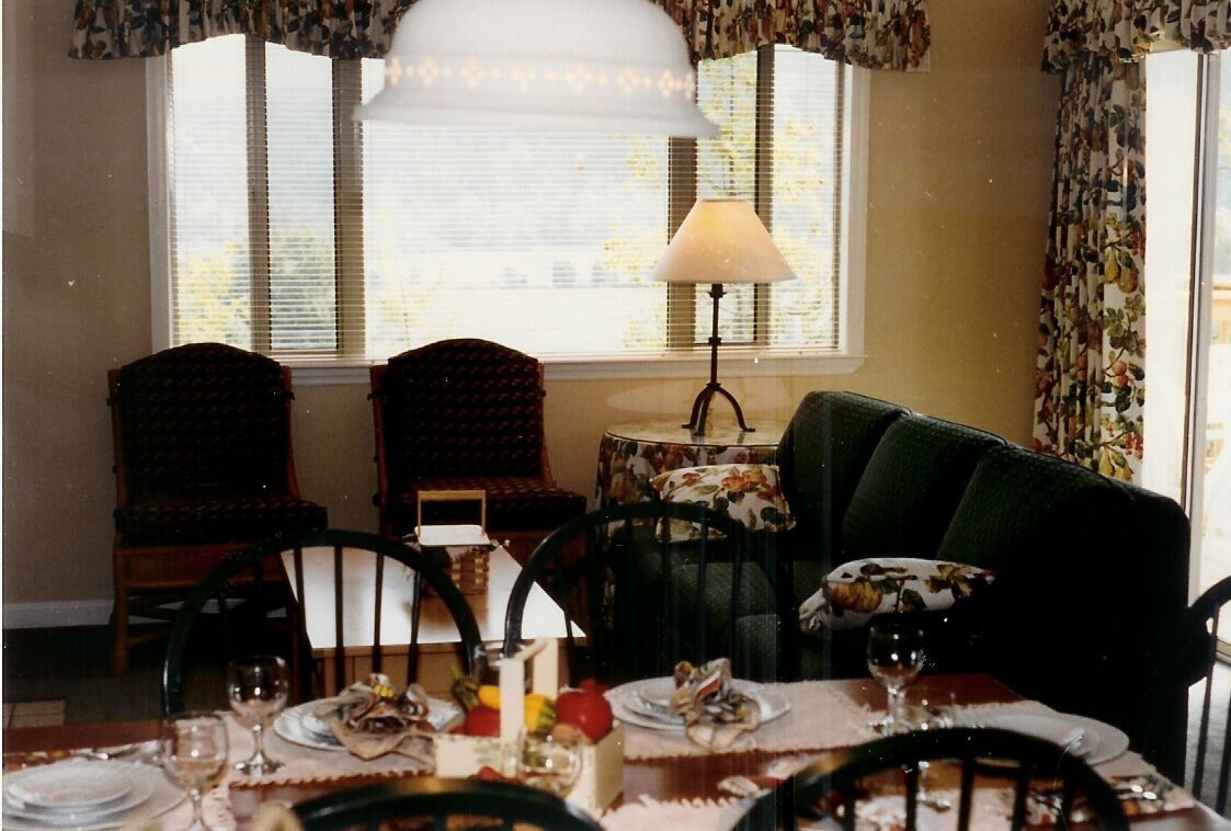 Laurel Crest Resort - Unit Living Area