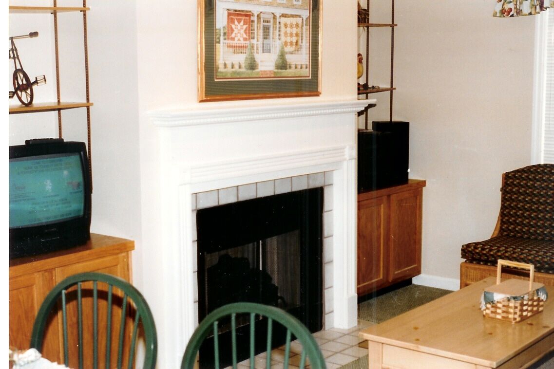 Laurel Crest Resort - Unit Living Area