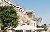 Carlton Club Apartments