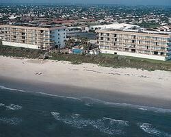 Las Olas Beach Club
