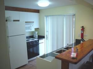 The St. George's Club - Unit Kitchen