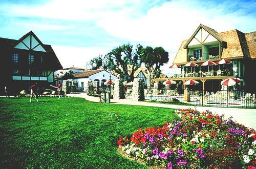 Carlsbad Inn Beach Resort