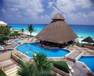 Beach Palace - Pool
