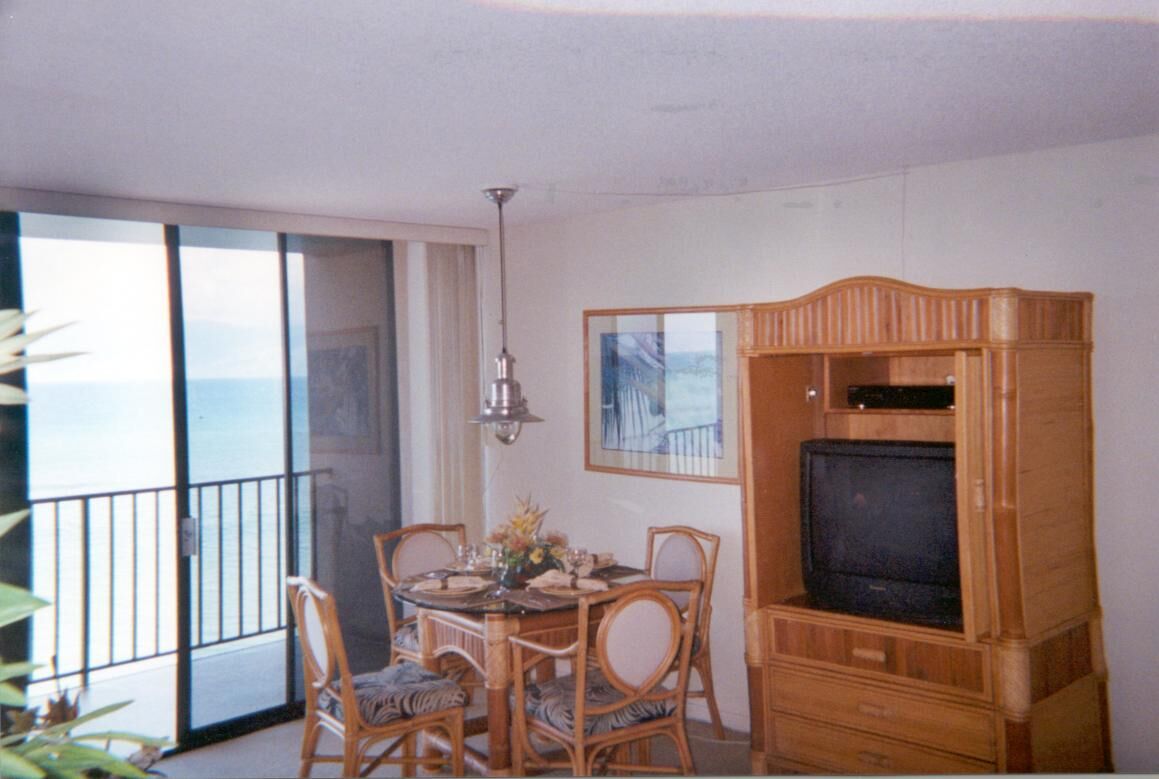 Kahana Beach Vacation Club - Unit Interior