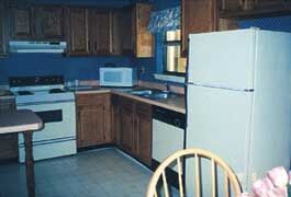 Mountain Meadows Resort - Unit Kitchen