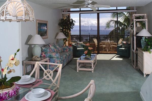 Kahana Villa Vacation Club - Unit Living Area