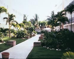 Sun & Surf Hotel