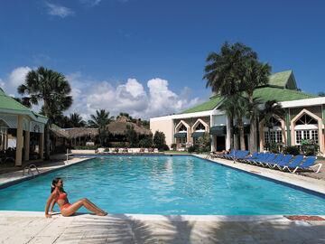 Pool at the Punta Goleta Beach Resort