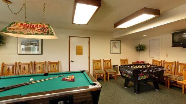 Tahoe Beach and Ski Club - Game Room