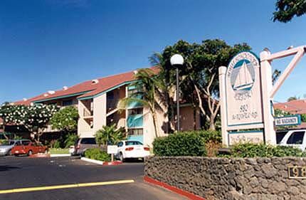 Maui Schooner