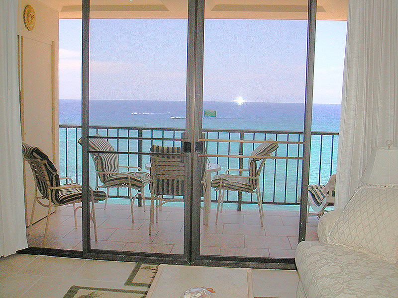 Hawaiian Princess at Makaha Beach - Unit View
