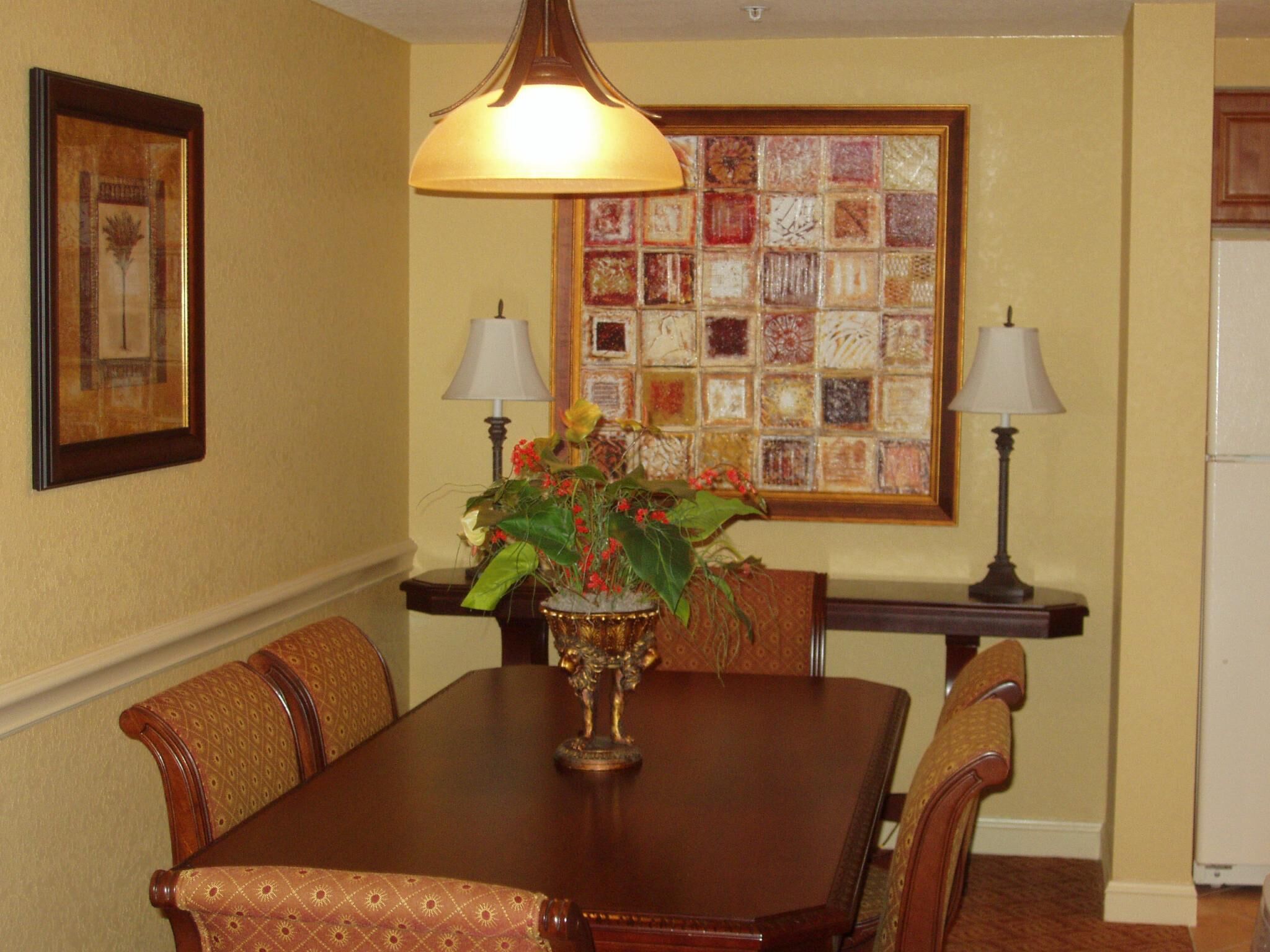 Wyndham Bonnet Creek Resort - Unit Dining Area