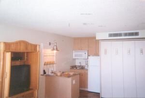 Kahana Beach Vacation Club - Unit Interior