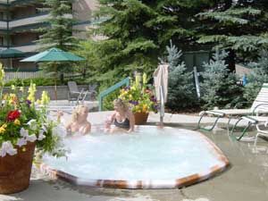 Jacuzzi at Vantage Point
