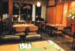 Duta Vista Executive Suites - Restaurant