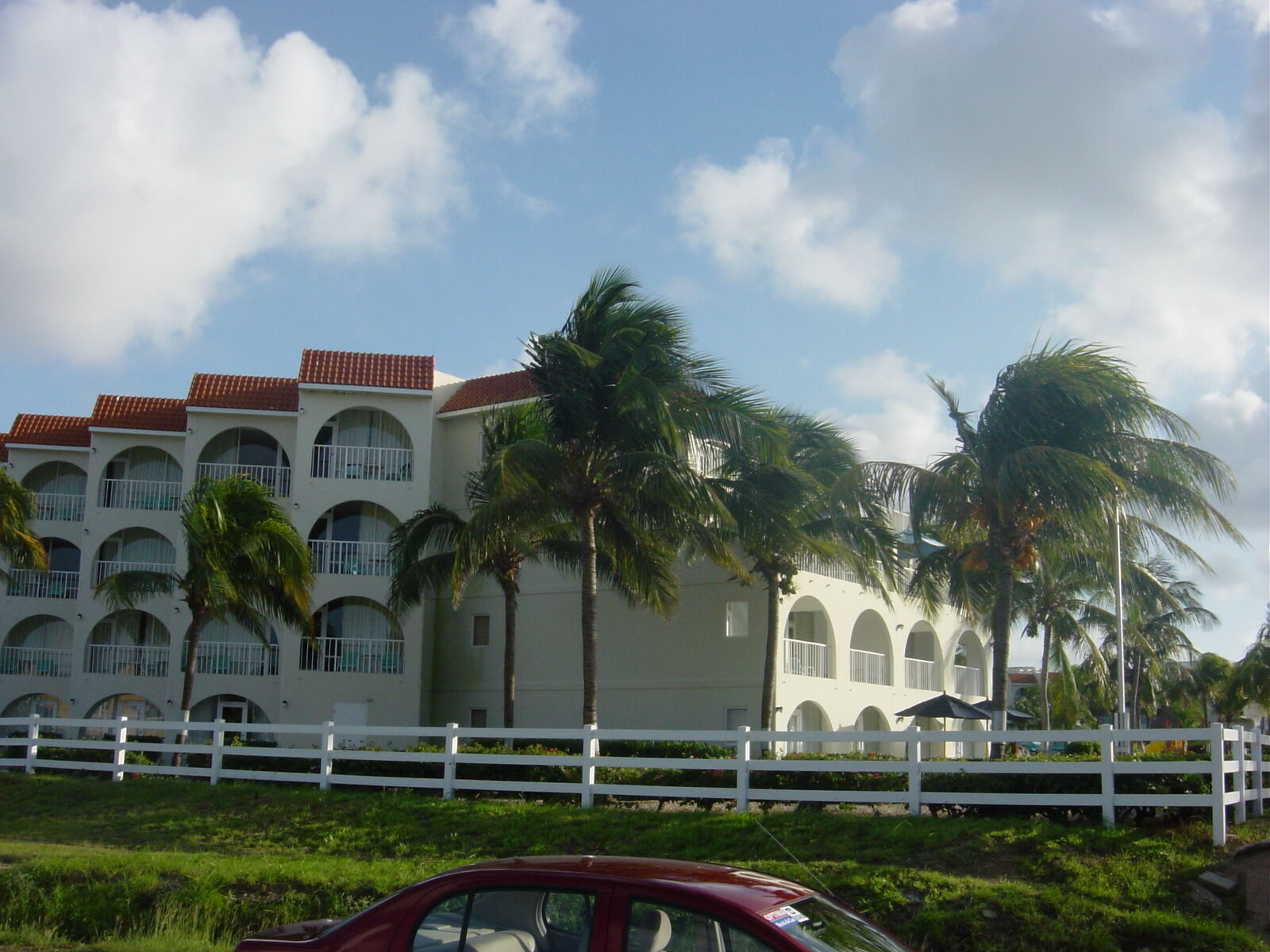 La Cabana Beach & Racquet Club