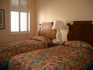 Hilton Grand Vacation Club at Hilton Hawaiian Village - Unit Bedroom