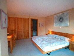 One-bedroom unit at Residence Mont-Calme