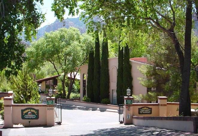 Arroyo Roble Resort