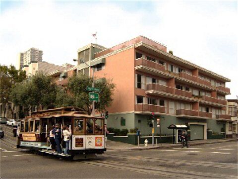 The Suites at Fisherman's Wharf