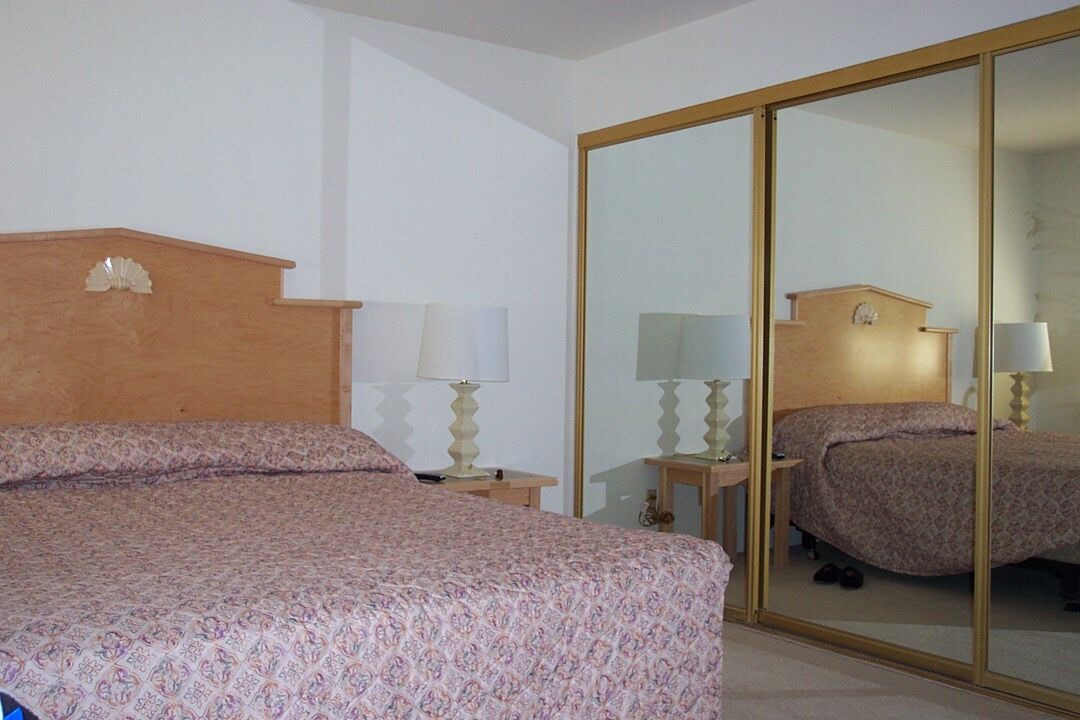Desert Breezes - Unit Bedroom