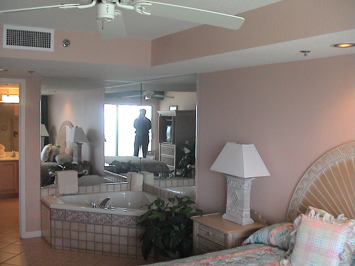 Wyndham Royal Vista - Unit Bedroom