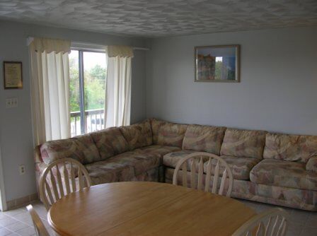 Neptune House - Unit Living Area