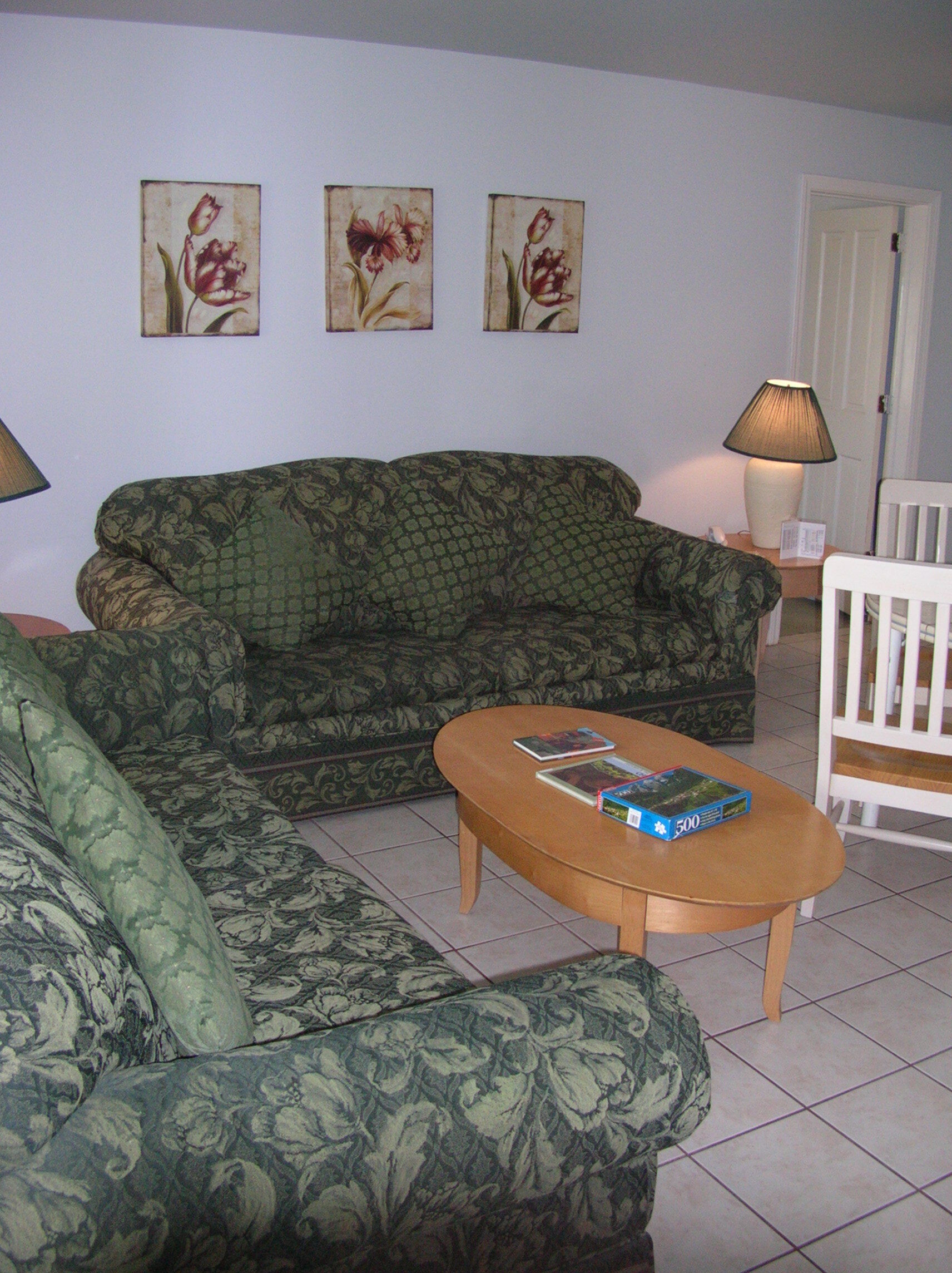 Neptune House - Unit Living Area