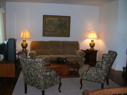 Neptune House - Unit Living Area
