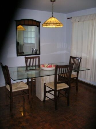 Neptune House - Unit Dining Area