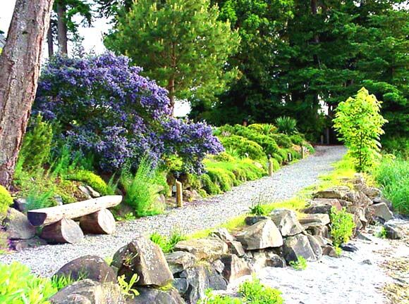 Pacific Shores Resort and Spa - Grounds