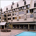Mountainside Lodge - Pool