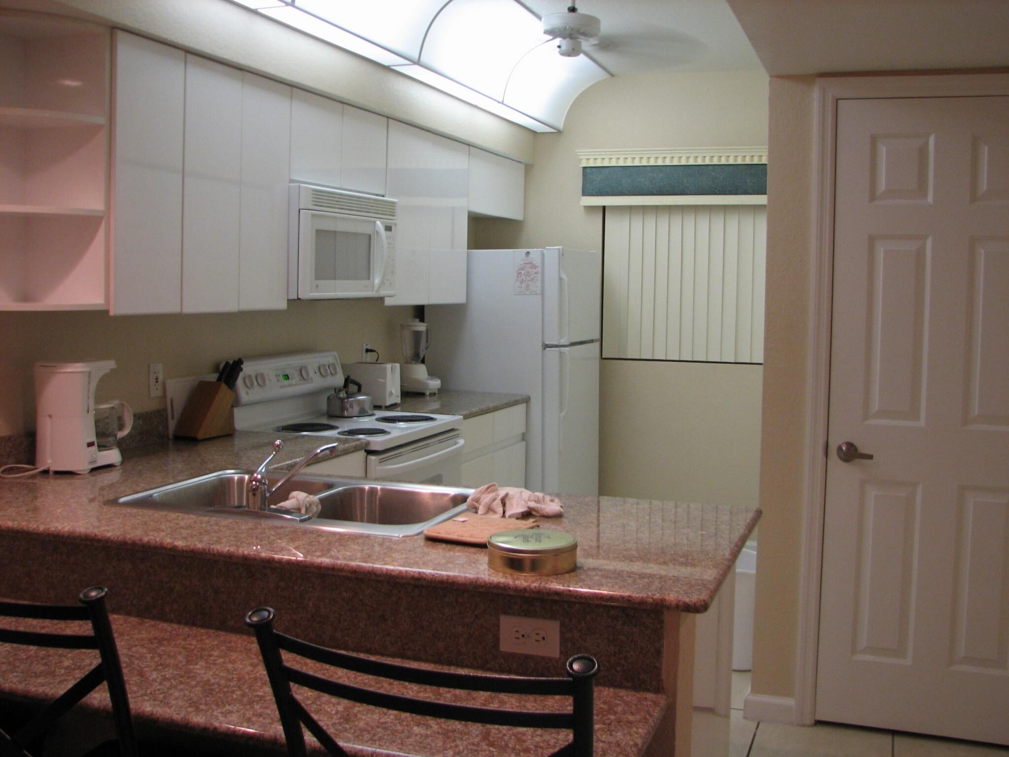 Westgate Town Center - Unit Kitchen
