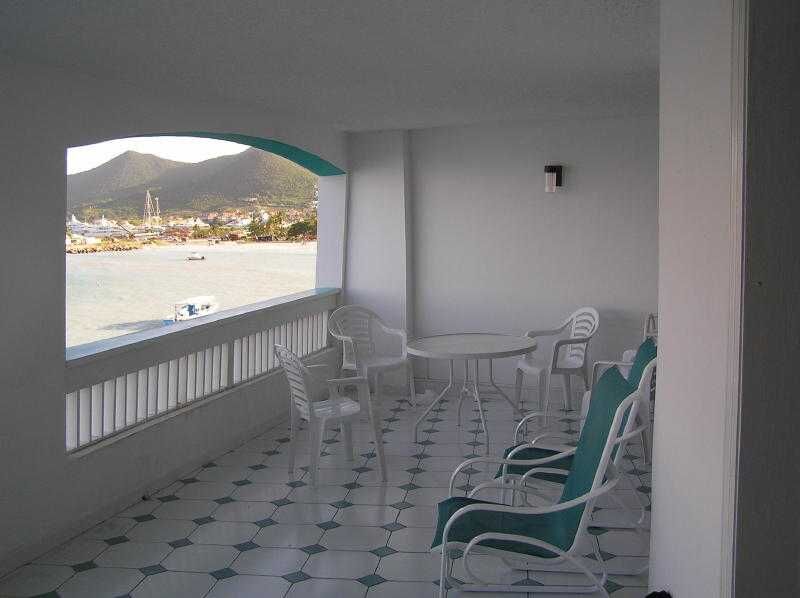 Pelican Resort Club - Unit Balcony