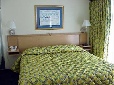 The Yachtsman: Schooner 1 bedroom oceanfront