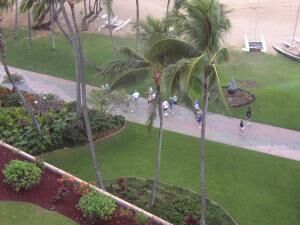 Marriott's Kauai Beach Club - Walkway to Beach