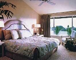 Kona Coast Resort - Unit Bedroom
