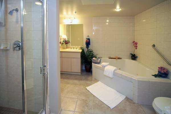 Carlsbad Seapointe Resort - Unit Bathroom