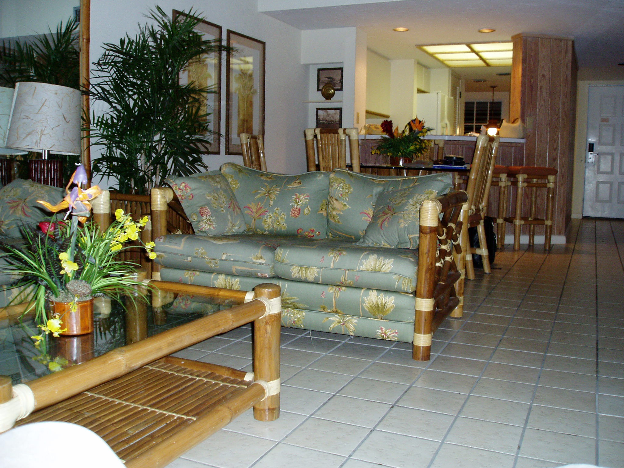 The Galleon Resort - Unit Living Area