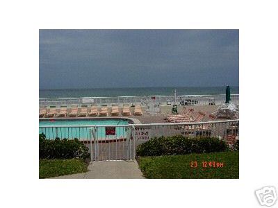 Fantasy Island Resort - Pool