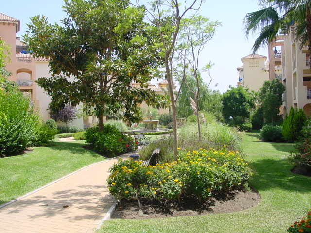 Marriott's Marbella Beach Resort - Grounds
