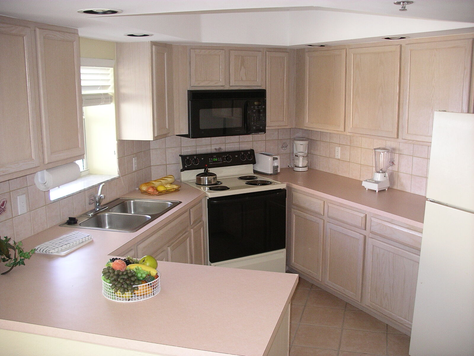 Wyndham Royal Vista - Unit Kitchen