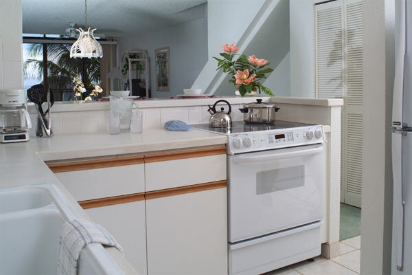 Kahana Villa Vacation Club - Unit Kitchen