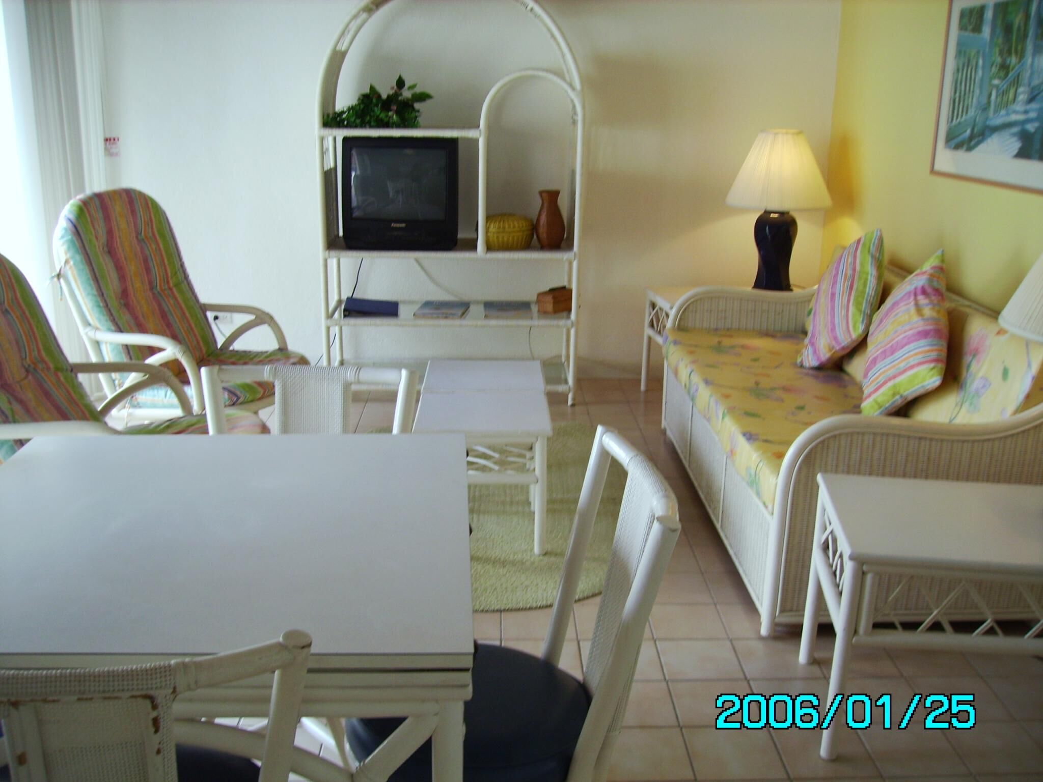 Westwind II Club - Unit Living Area