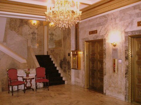 Gaslamp Plaza Suites - Lobby