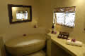 Mabula - Unit Bathroom