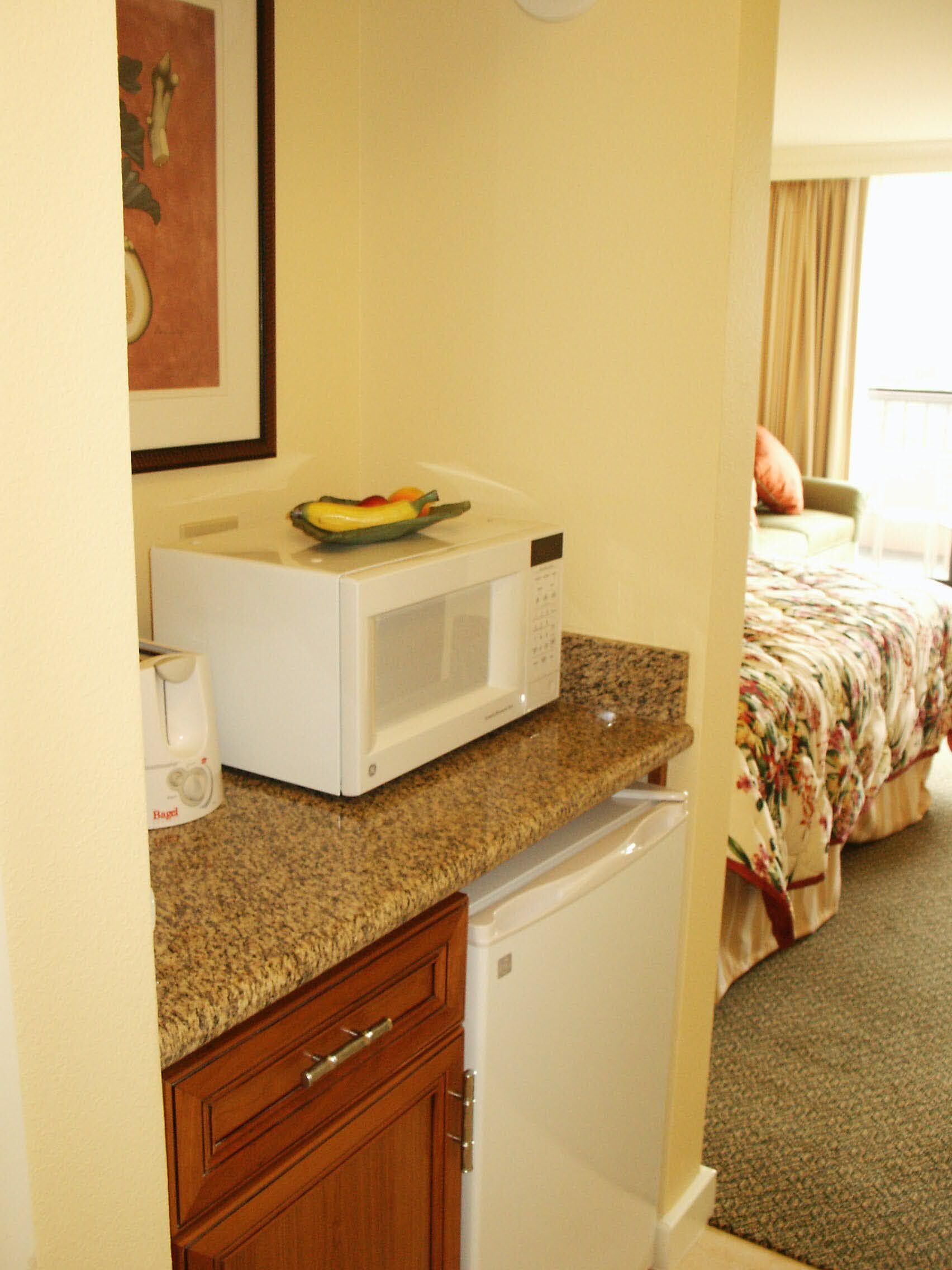 Marriott's Maui Ocean Club - Unit Kitchenette