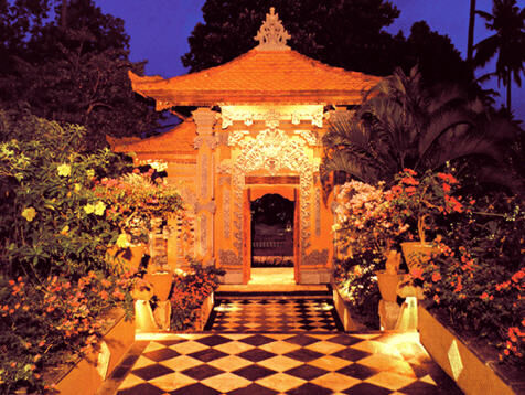 Bali Tropic Resort & Spa: Welcome Gate
