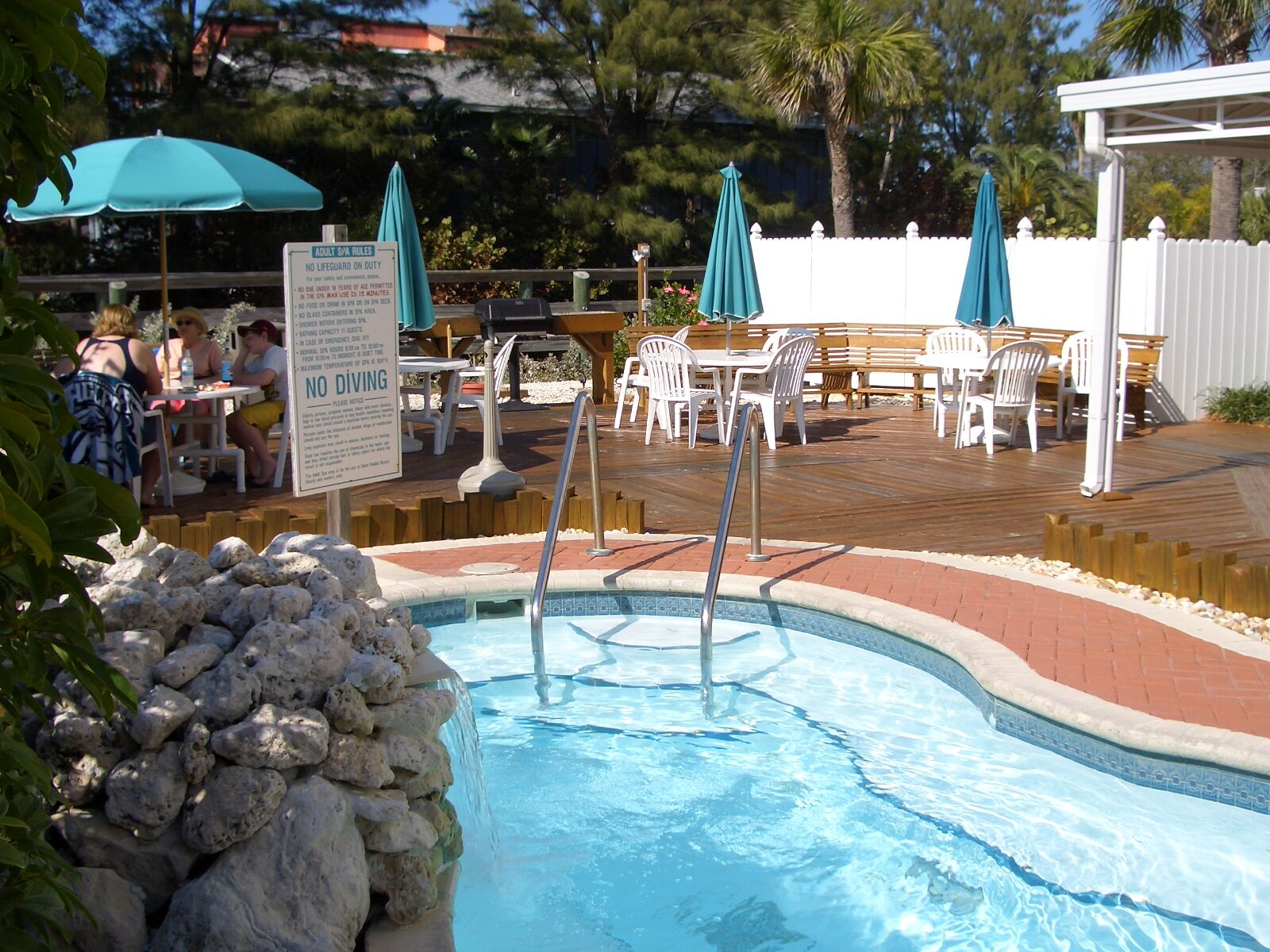 Sand Pebble Resort - Pool