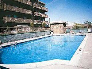 Lucayan - Pool